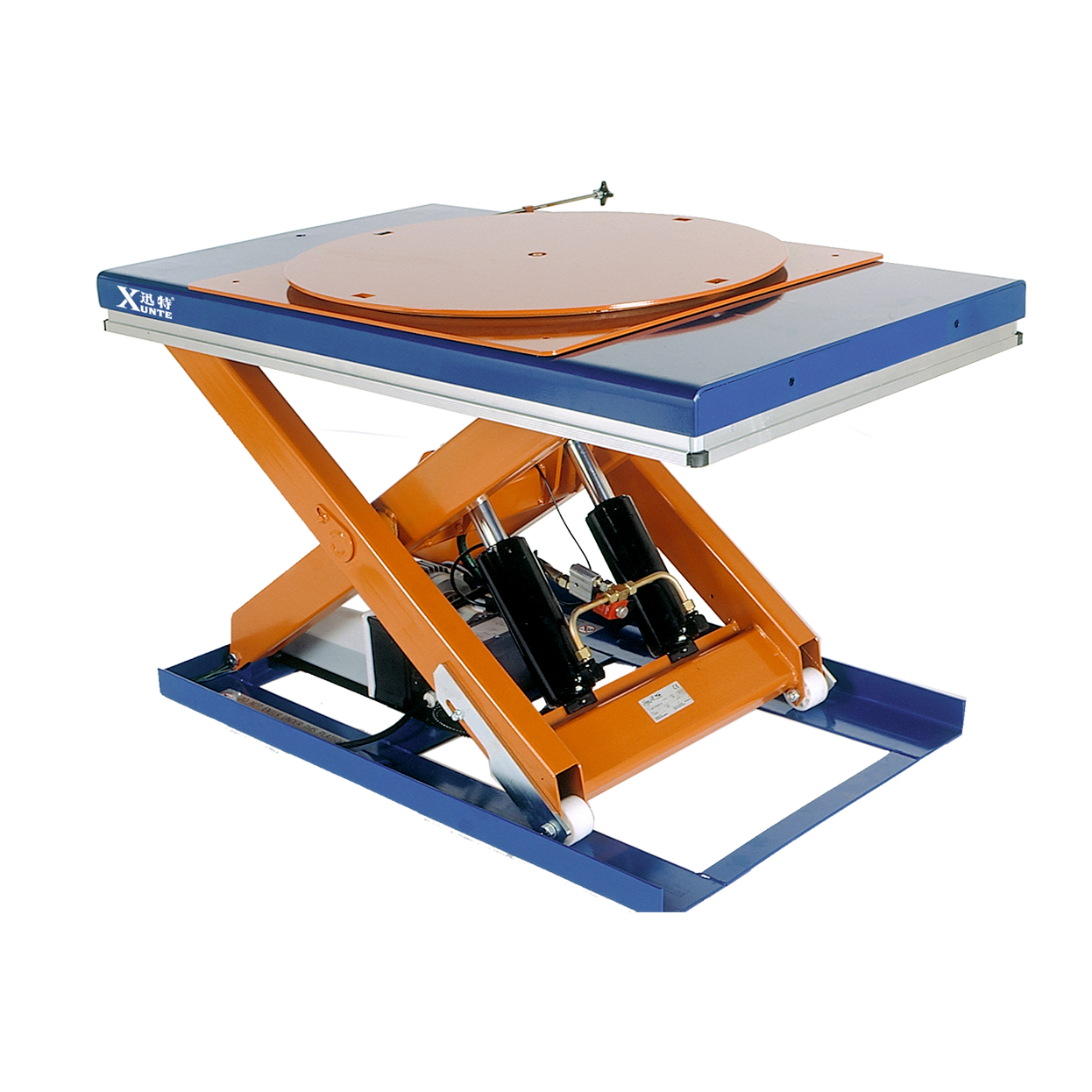 多柱鋁合金升降平臺服務于機場換燈工作